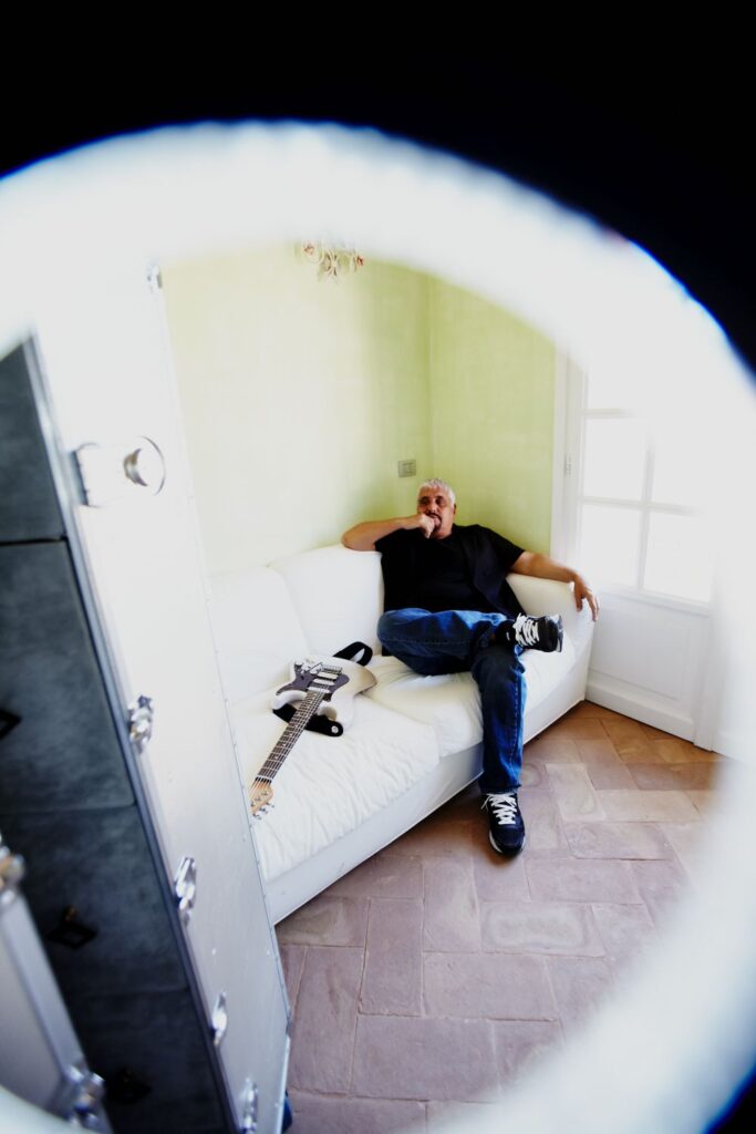 pino-daniele226-by-Jasmine-Bertusi-683x1024 PINO DANIELE SPIRITUAL                                            Una mostra dedicata al grande artista napoletano per festeggiare il suo settantesimo compleanno nel suo ricordo