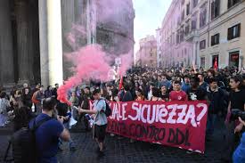 sicurezza Mattarella firma il decreto sicurezza