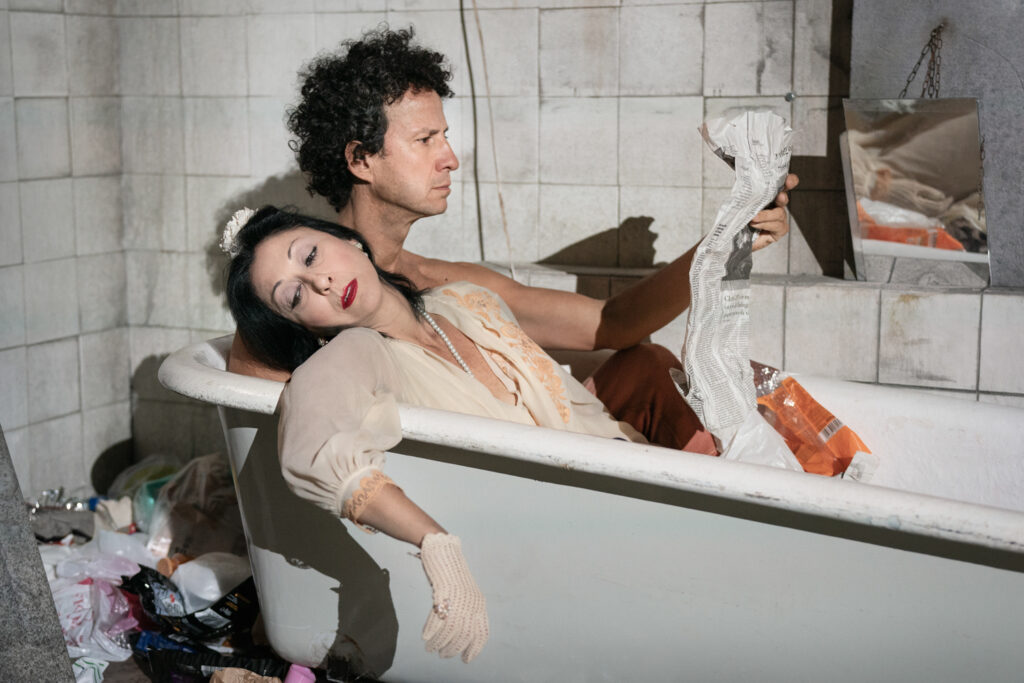 Da-sx-Vitolo_Piazza_Ph-Flavia-Tartaglia-1024x683 Finale di Partita, Beckett riletto da Gabriele Russo